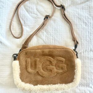 UGG Crossbody purse